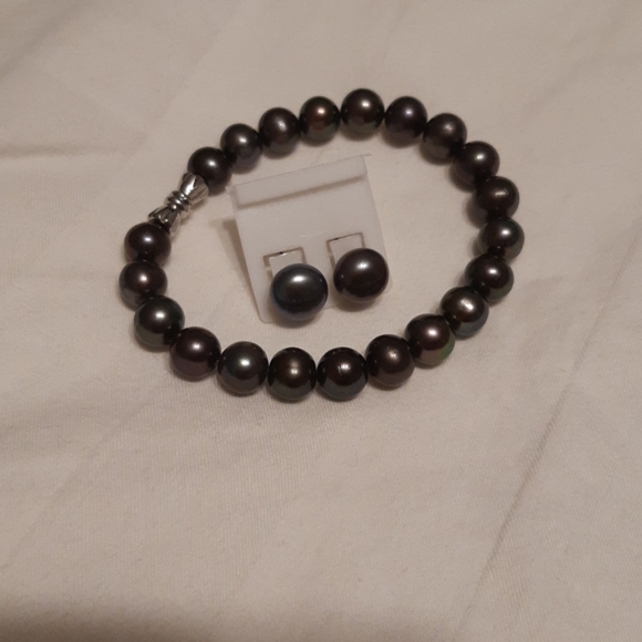 Black pearl bracelet and earings set - Picture 1 of 1